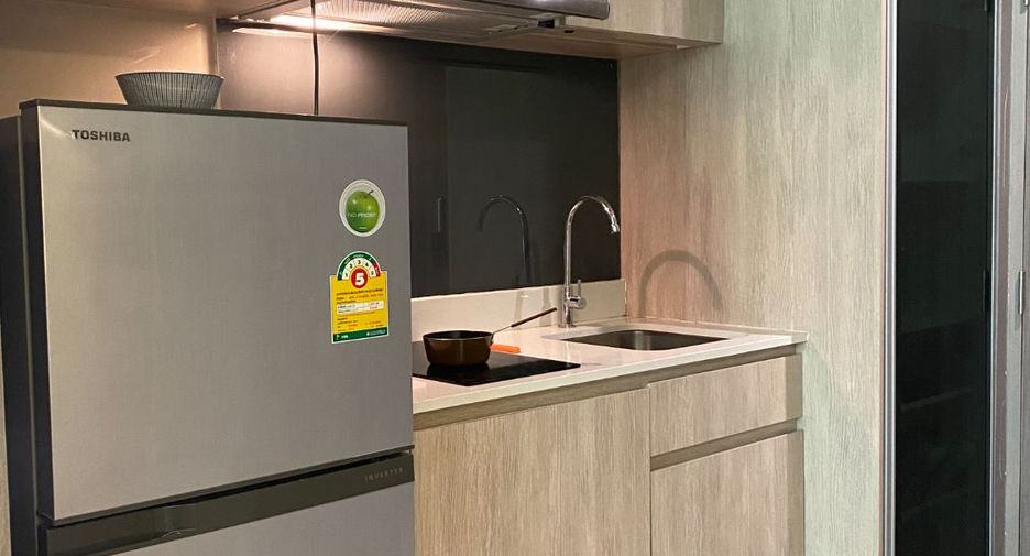 For sale 1 bed condo in Khlong Toei, Bangkok