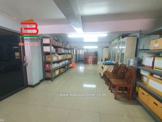 出售 39 卧室 商业空间 在 Bangkok Noi, 曼谷