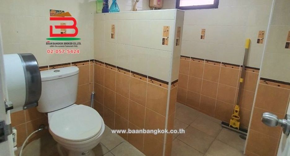 For sale 39 bedrooms retail Space in Bangkok Noi, Bangkok