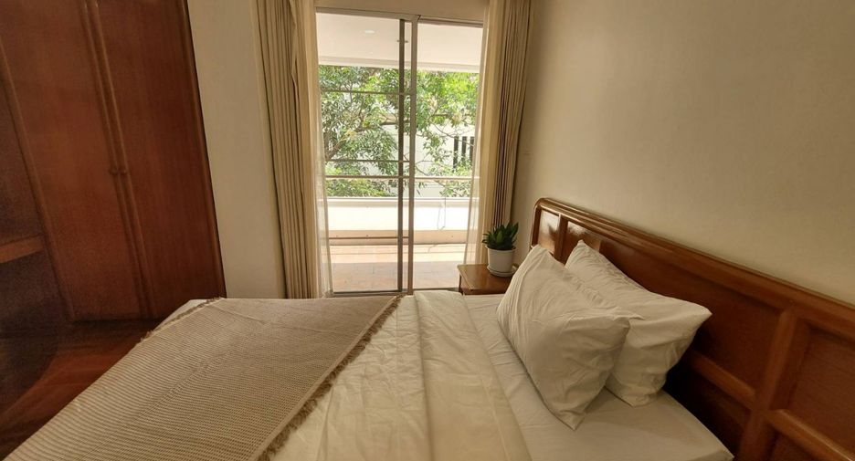 For rent 2 bedrooms apartment in Khlong Toei, Bangkok