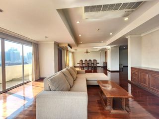 For rent 4 ベッドルーム apartment in Pathum Wan, Bangkok