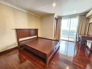 For rent 4 ベッドルーム apartment in Pathum Wan, Bangkok