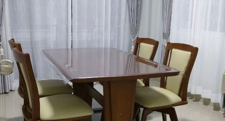 Casa en venta de 3 habitaciones en Sattahip, Chonburi