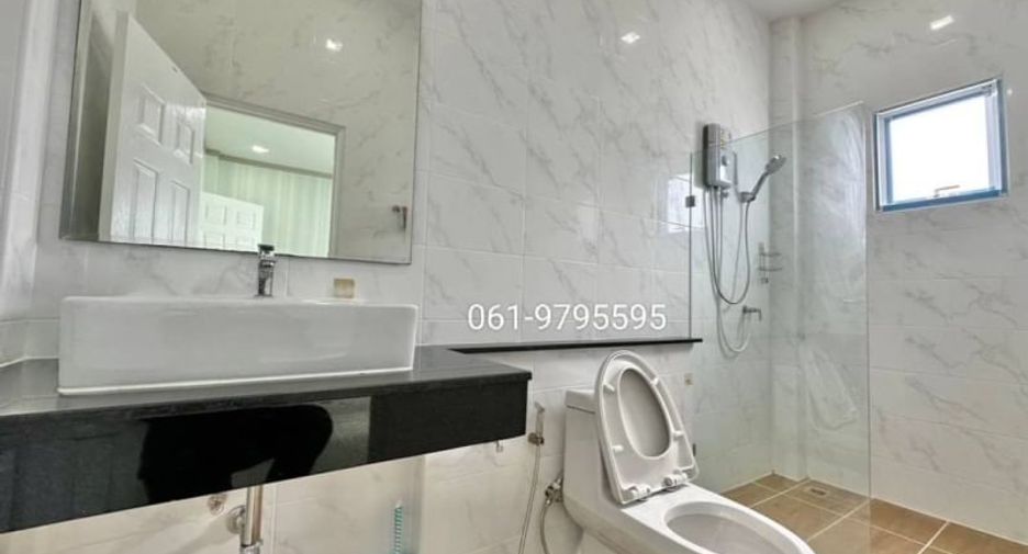Casa en venta de 3 habitaciones en Sattahip, Chonburi