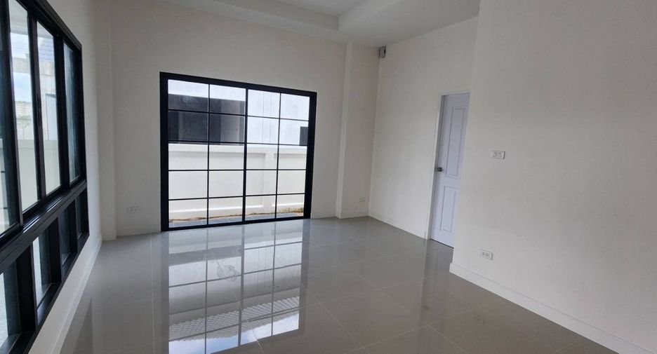 For sale 3 bedrooms house in Nikhom Phatthana, Rayong