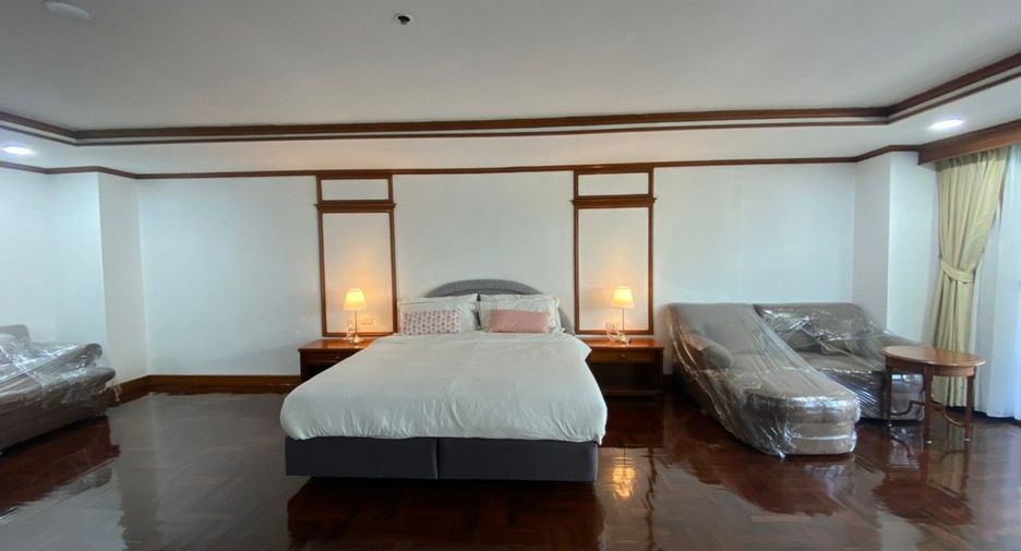 Apartamento en alquiler de 3 habitaciones en Khlong Toei, Bangkok