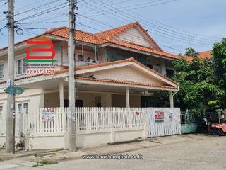 For sale 3 Beds townhouse in Phutthamonthon, Nakhon Pathom