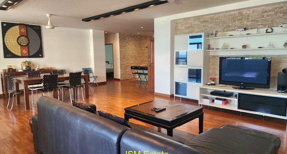 For rent 3 bedrooms condo in Cha Am, Phetchaburi