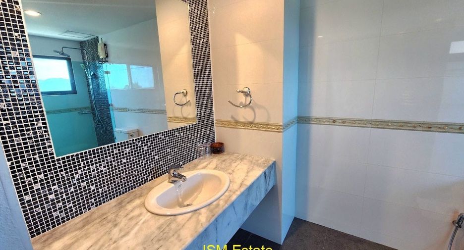 For rent 3 bedrooms condo in Cha Am, Phetchaburi