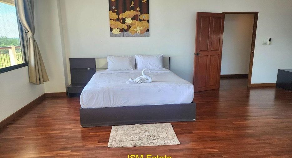 For rent 3 bedrooms condo in Cha Am, Phetchaburi