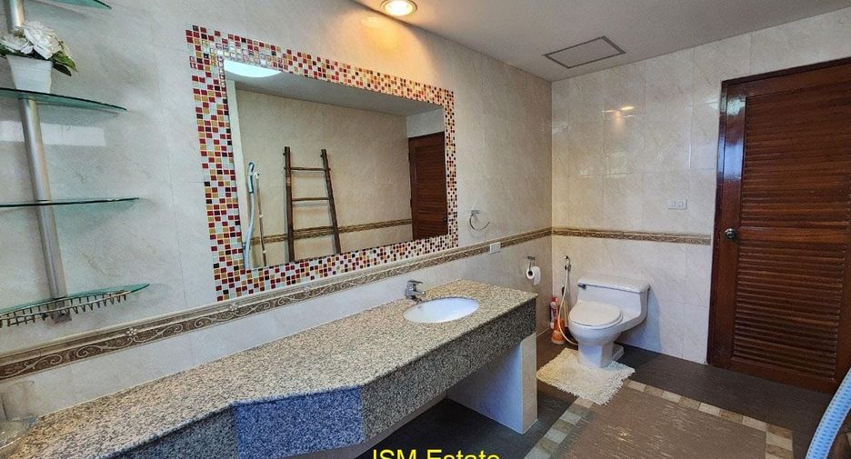 For rent 3 bedrooms condo in Cha Am, Phetchaburi