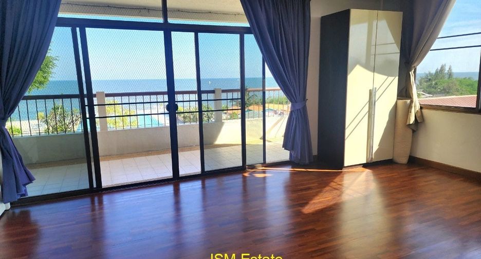 For rent 3 bedrooms condo in Cha Am, Phetchaburi