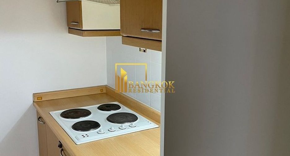 For rent 2 bedrooms condo in Yan Nawa, Bangkok