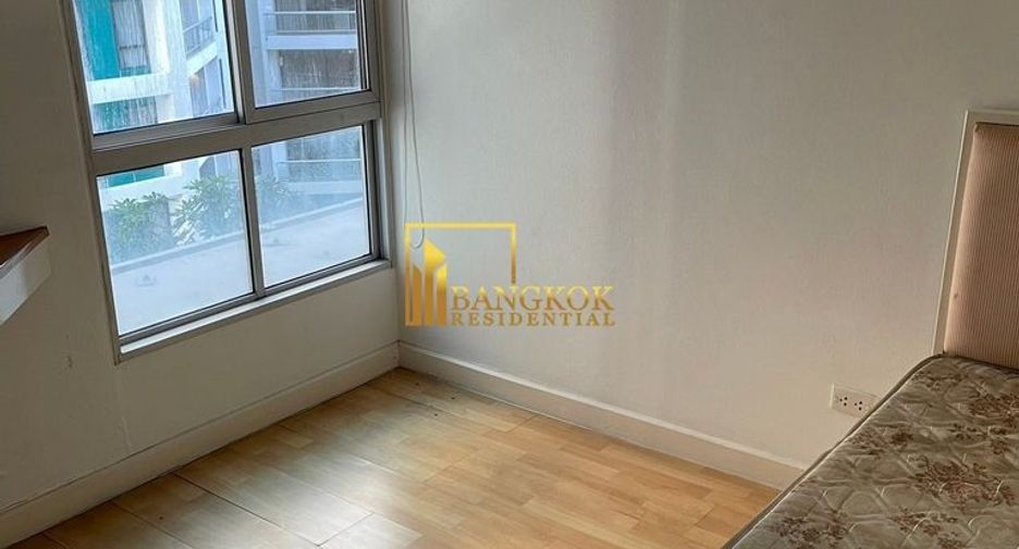 For rent 2 bedrooms condo in Yan Nawa, Bangkok