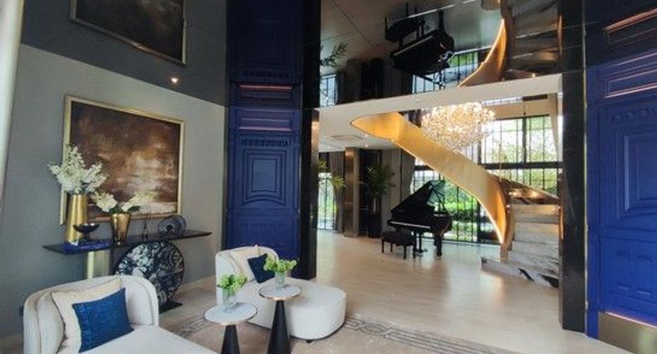 For sale 4 bedrooms house in Khan Na Yao, Bangkok