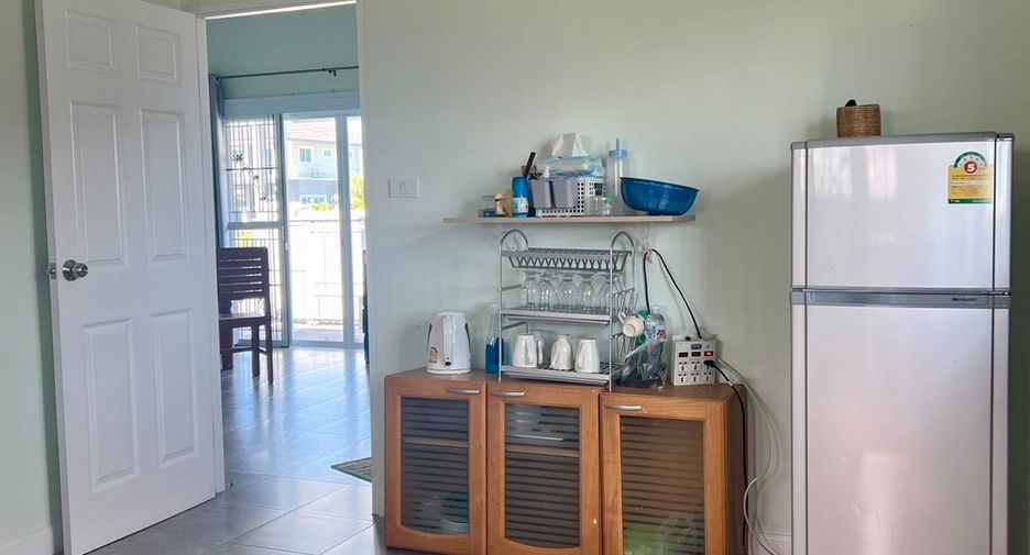 For rent 3 bedrooms house in San Kamphaeng, Chiang Mai