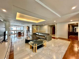For rent 3 bedrooms condo in Khlong Toei, Bangkok