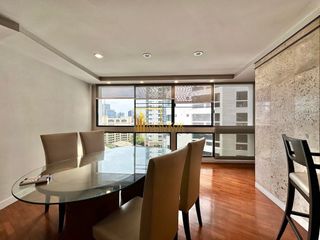 For rent 3 bedrooms condo in Khlong Toei, Bangkok