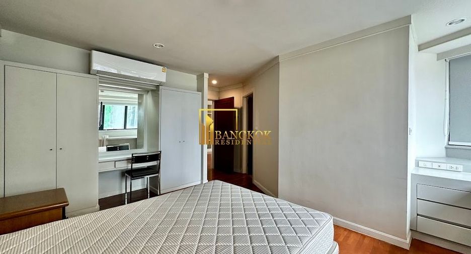 For rent 3 bedrooms condo in Khlong Toei, Bangkok