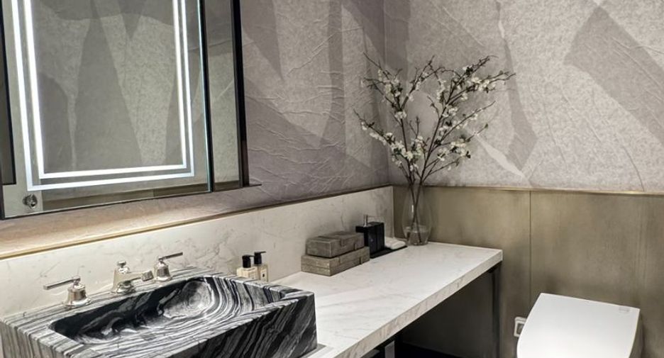 For sale 3 bed condo in Khlong San, Bangkok