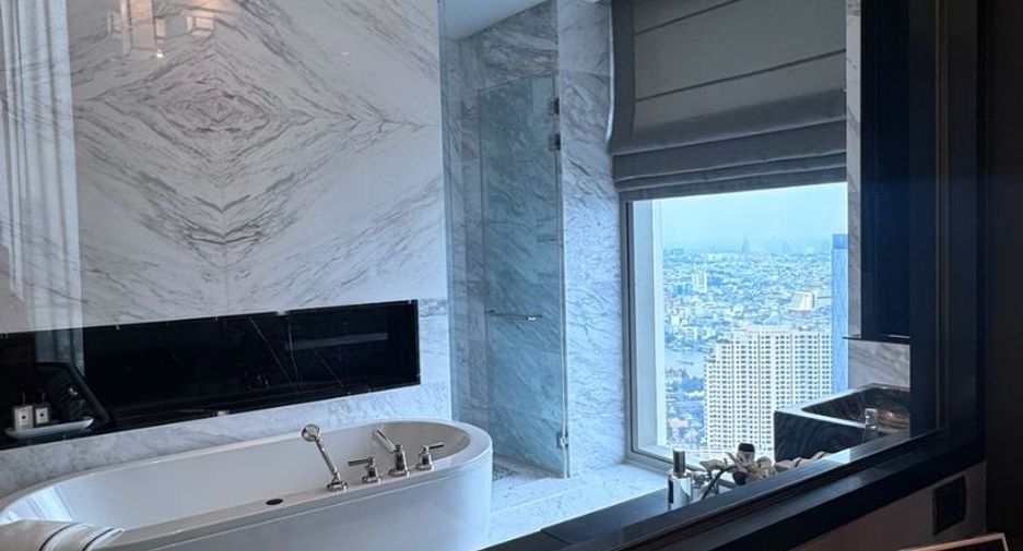 For sale 3 bed condo in Khlong San, Bangkok