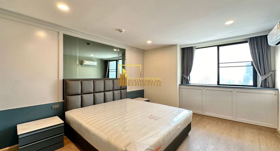 For rent 3 bedrooms condo in Khlong Toei, Bangkok