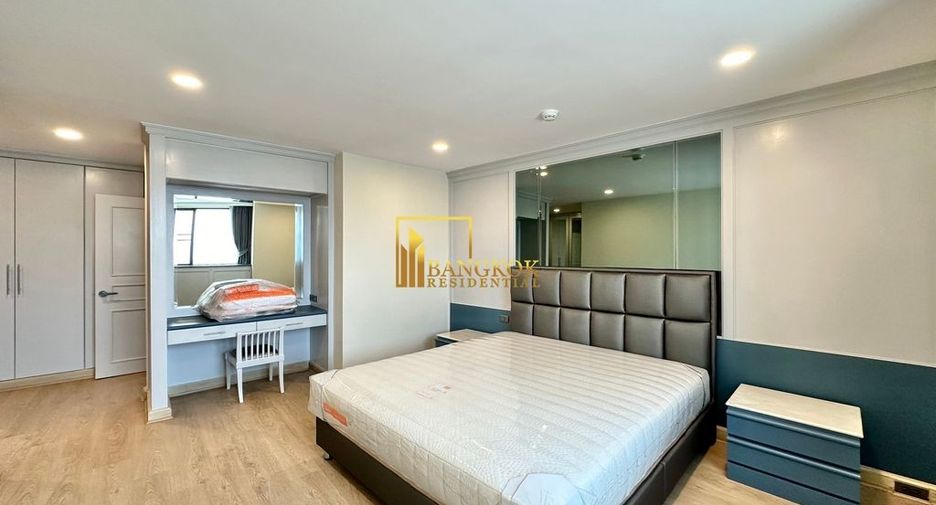 For rent 3 bedrooms condo in Khlong Toei, Bangkok