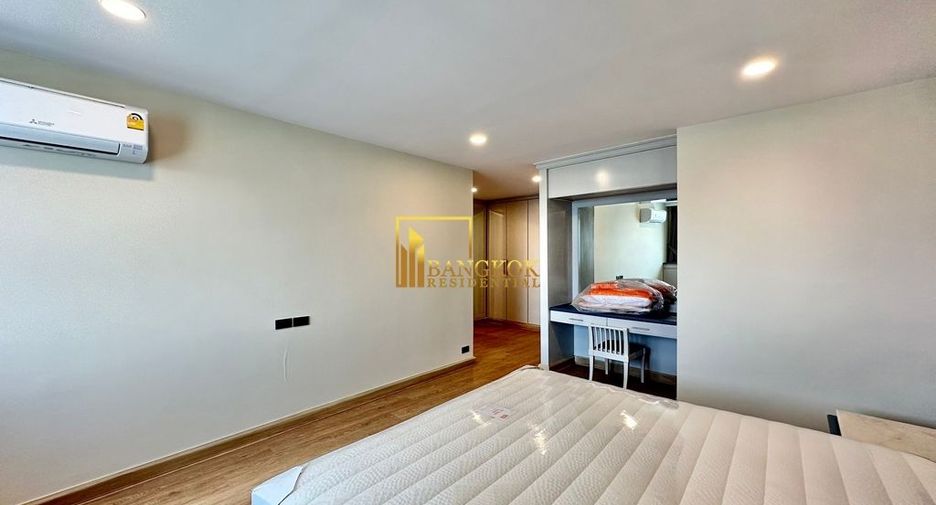 For rent 3 bedrooms condo in Khlong Toei, Bangkok