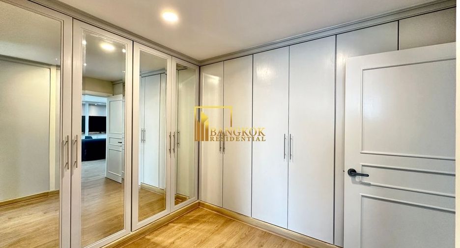 For rent 3 bedrooms condo in Khlong Toei, Bangkok