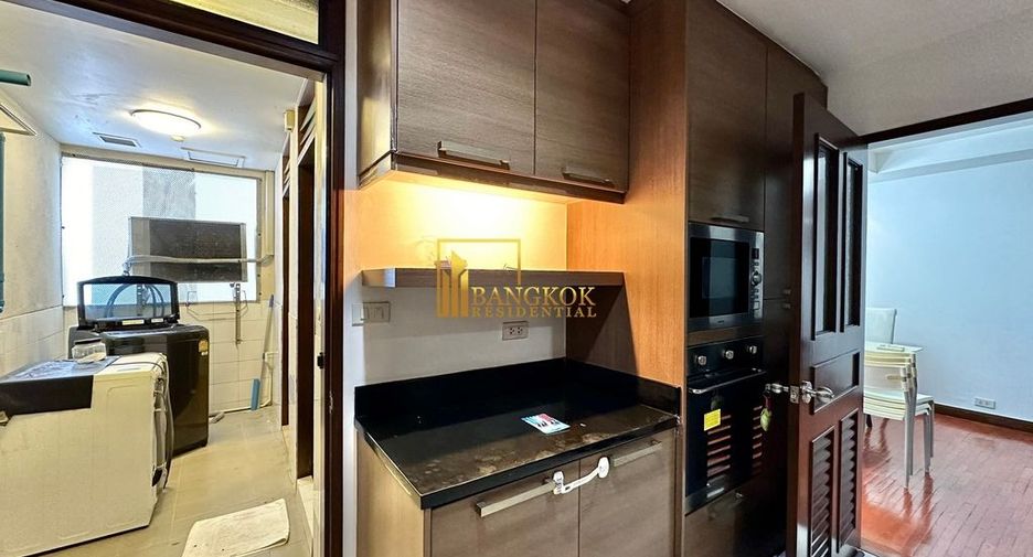 For rent 3 bedrooms condo in Khlong Toei, Bangkok