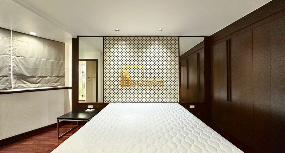 For rent 3 bedrooms condo in Khlong Toei, Bangkok