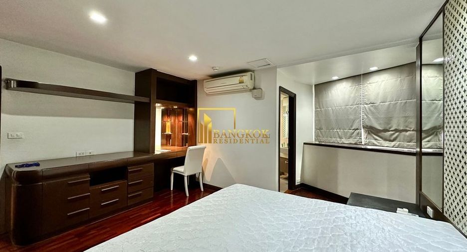 For rent 3 bedrooms condo in Khlong Toei, Bangkok