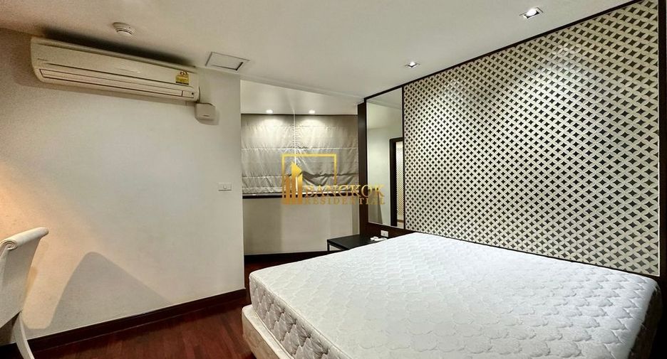 For rent 3 bedrooms condo in Khlong Toei, Bangkok