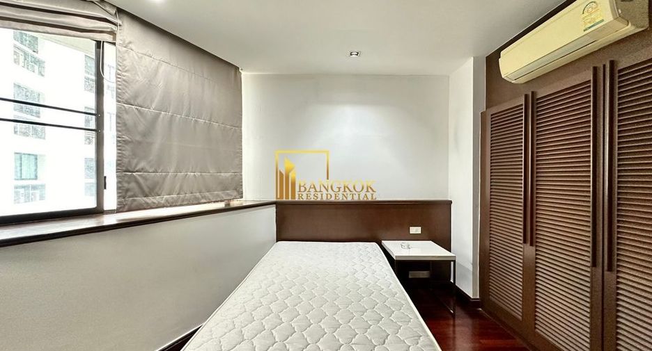 For rent 3 bedrooms condo in Khlong Toei, Bangkok