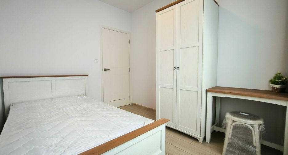 For rent 3 bedrooms townhouse in Bang Phli, Samut Prakan