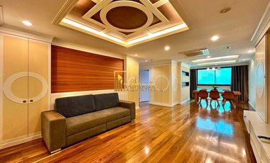 For rent 3 bedrooms condo in Khlong Toei, Bangkok