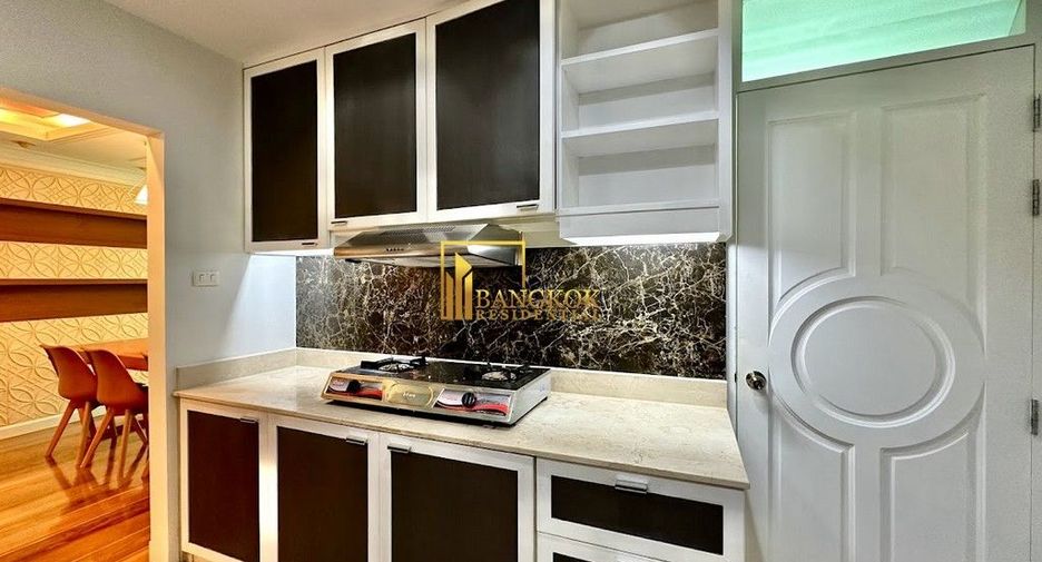 For rent 3 bedrooms condo in Khlong Toei, Bangkok