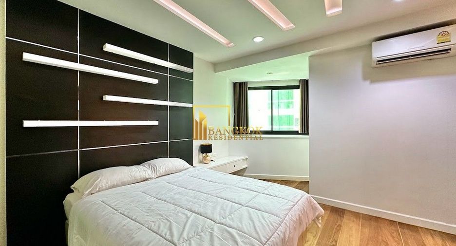 For rent 3 bedrooms condo in Khlong Toei, Bangkok
