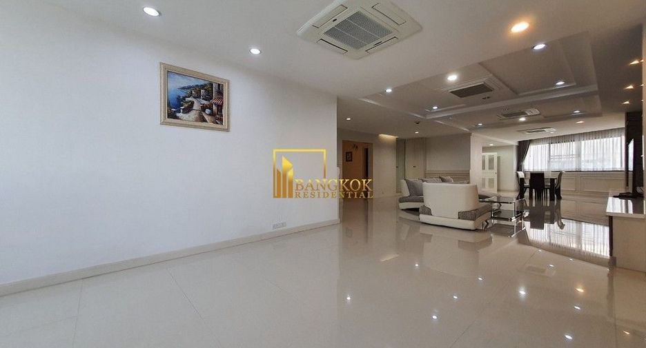 For rent 3 bedrooms condo in Khlong Toei, Bangkok