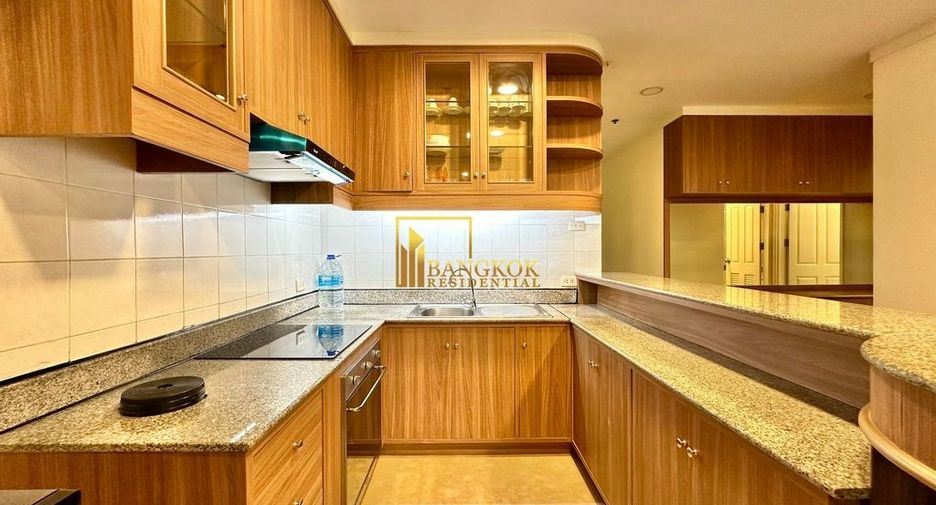 Condo en alquiler de 3 habitaciones en Pathum Wan, Bangkok