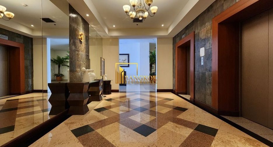 Condo en alquiler de 3 habitaciones en Pathum Wan, Bangkok
