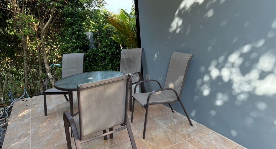 À vendre 15 chambres hôtel à Mueang Rayong, Rayong