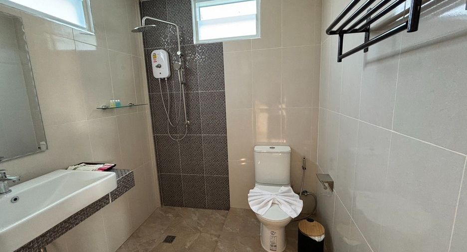 À vendre 15 chambres hôtel à Mueang Rayong, Rayong