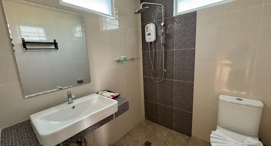 À vendre 15 chambres hôtel à Mueang Rayong, Rayong