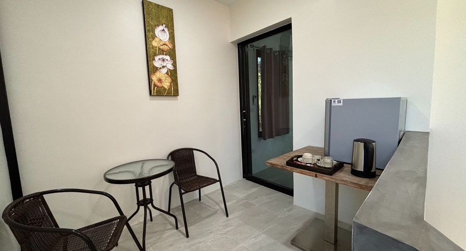 À vendre 15 chambres hôtel à Mueang Rayong, Rayong
