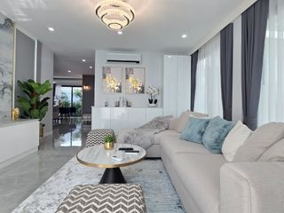For sale 5 bedrooms villa in Bang Lamung, Chonburi