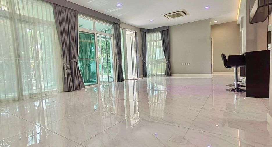 À vendre 4 chambres maison à Sai Mai, Bangkok