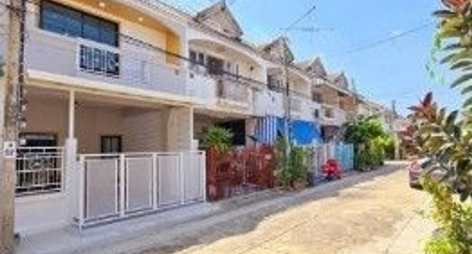 For sale 4 Beds townhouse in Bang Bua Thong, Nonthaburi