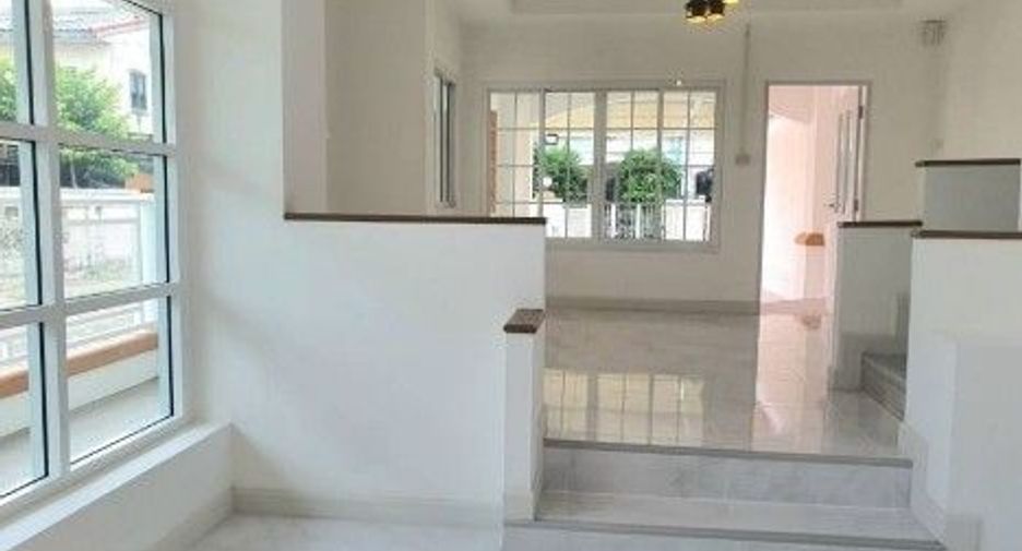 For sale 2 Beds townhouse in Mueang Nonthaburi, Nonthaburi