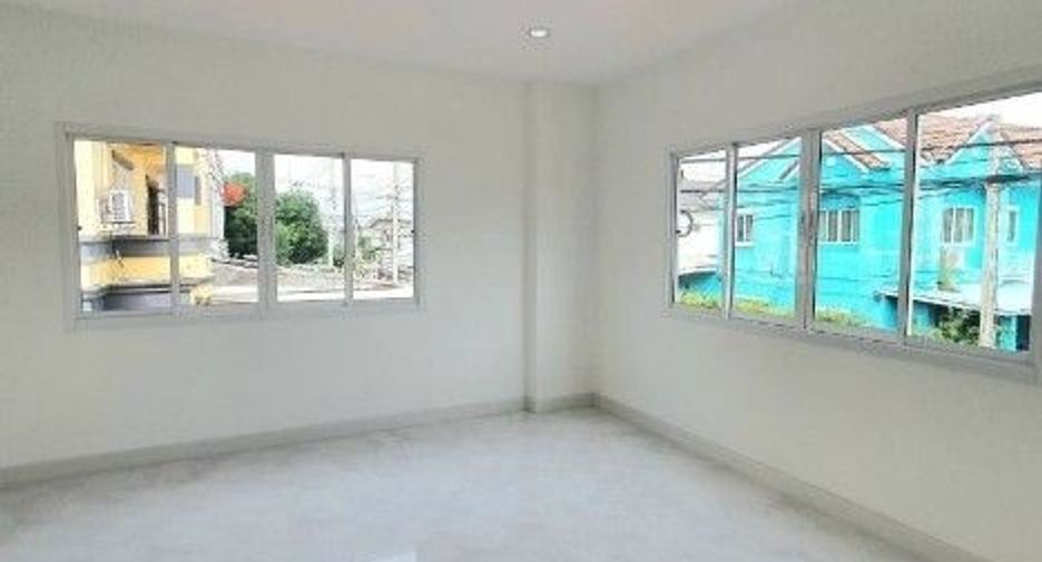 For sale 2 Beds townhouse in Mueang Nonthaburi, Nonthaburi